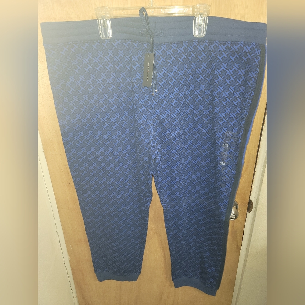 Tommy hilfiger joggers